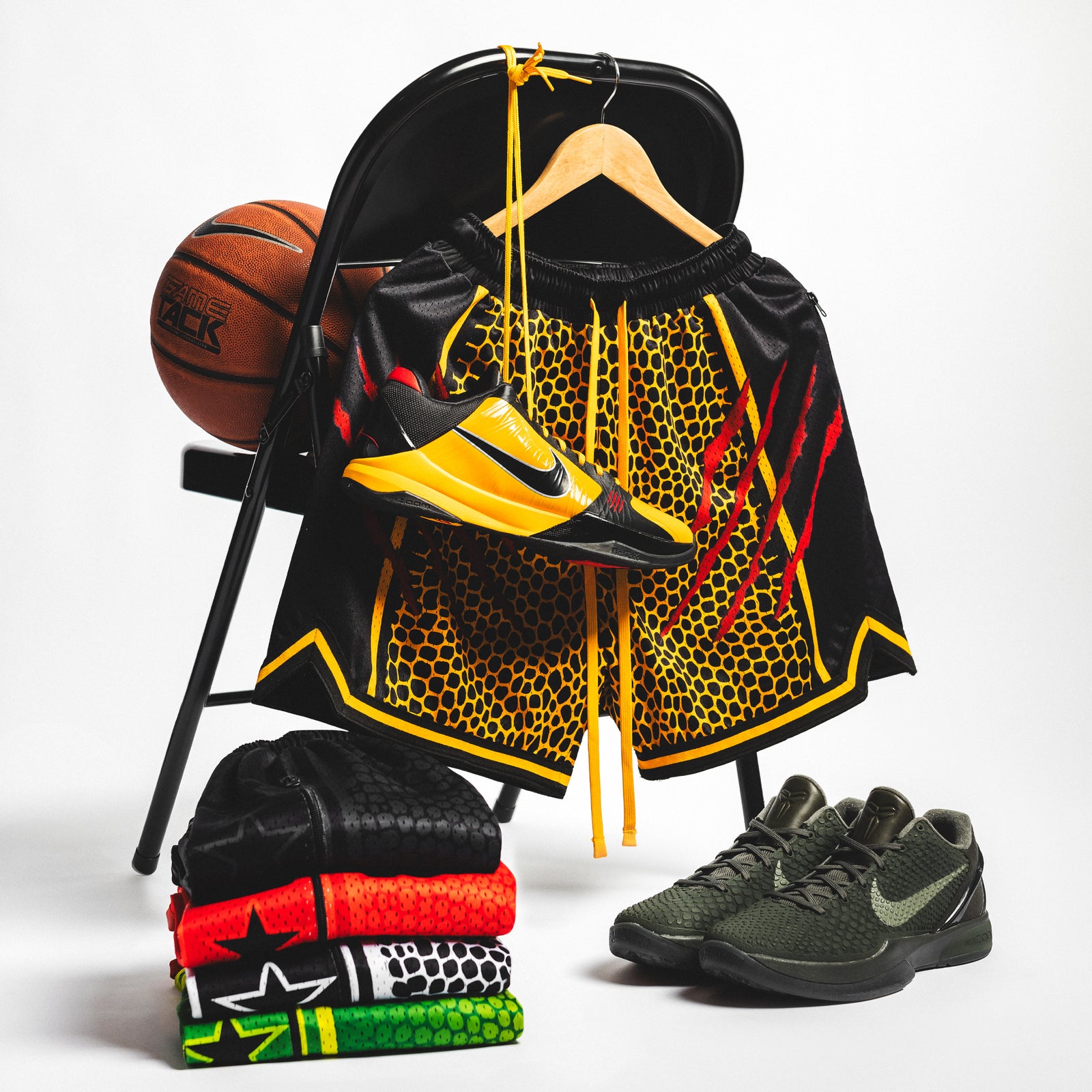 "Dragon Gold" Heavyweight Mesh Shorts