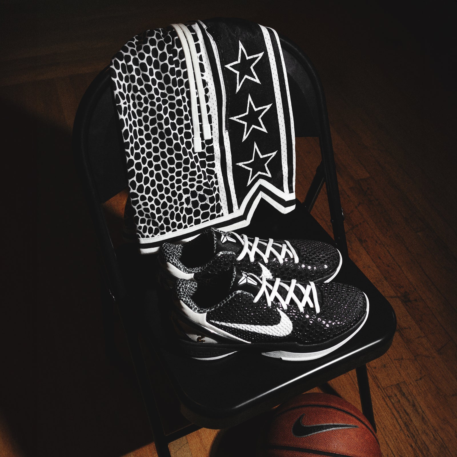 "Venom Black"