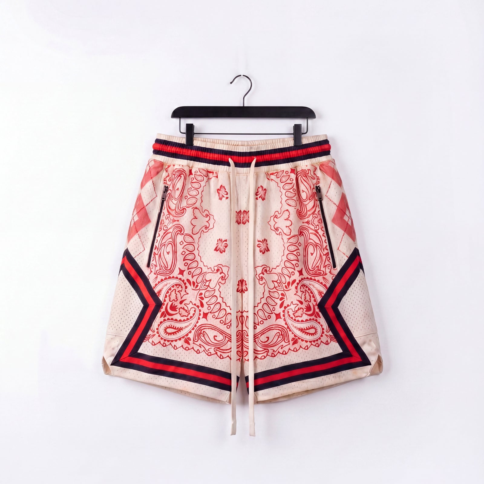 "Chi Sail Paisley"